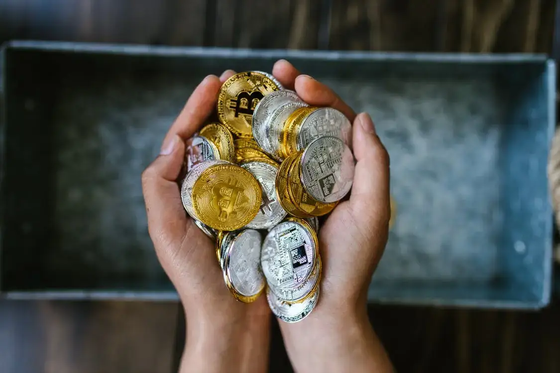 4 способа обміну криптовалюти на традиційні гроші